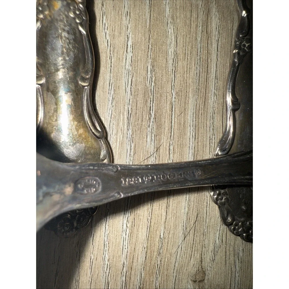 8 Pc Serving Spoons Ladle Fork Rogers Oneida Flirtation 1959 vintage Silverplate